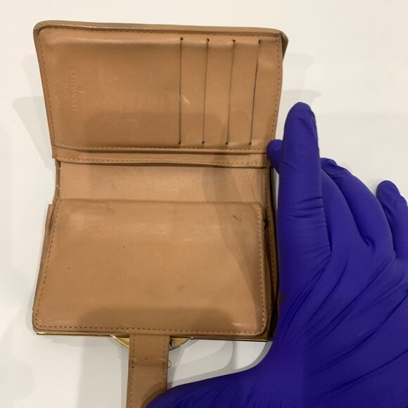 Louis Vuitton Vernis Porte Monnaie Billets Kisslock Wallet - Picture 4 of 11